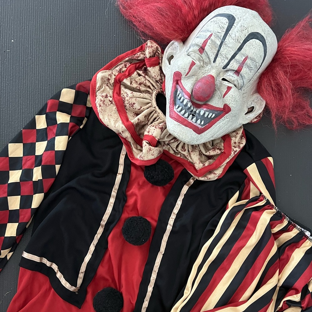 Scary Clown Costume evil clown